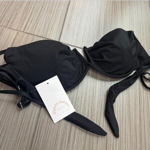 Dippin Daisys Bikini Top XL NWT!